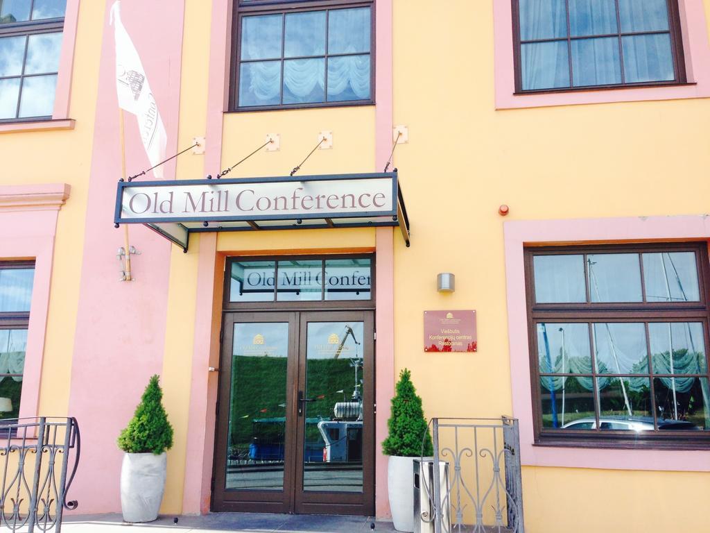 Old Mill Conference Hotell Klaipėda Exteriör bild